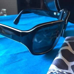 Marc Jacobs sunglasses w/case